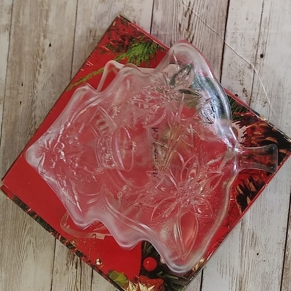 Two Christmas tree tray server 7.5 in - Picture 5 of 6